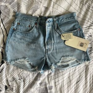 Levi’s premium high rise 501 shirts W28 NWT